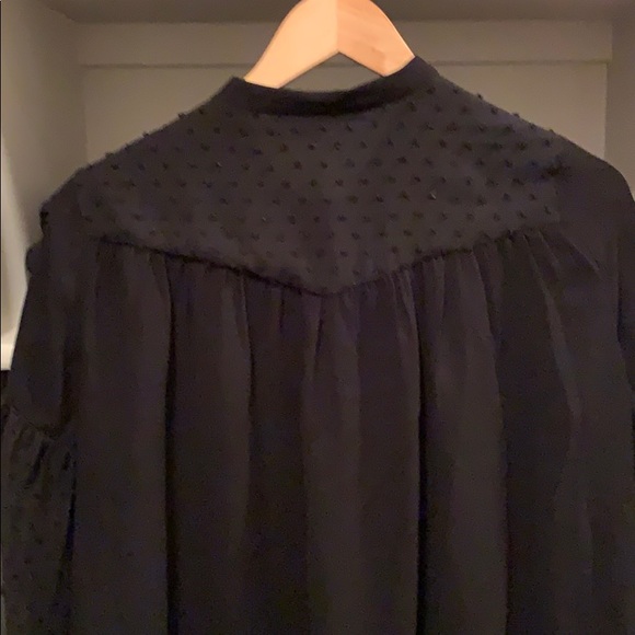 Zara.blouse gentle use - Picture 4 of 5